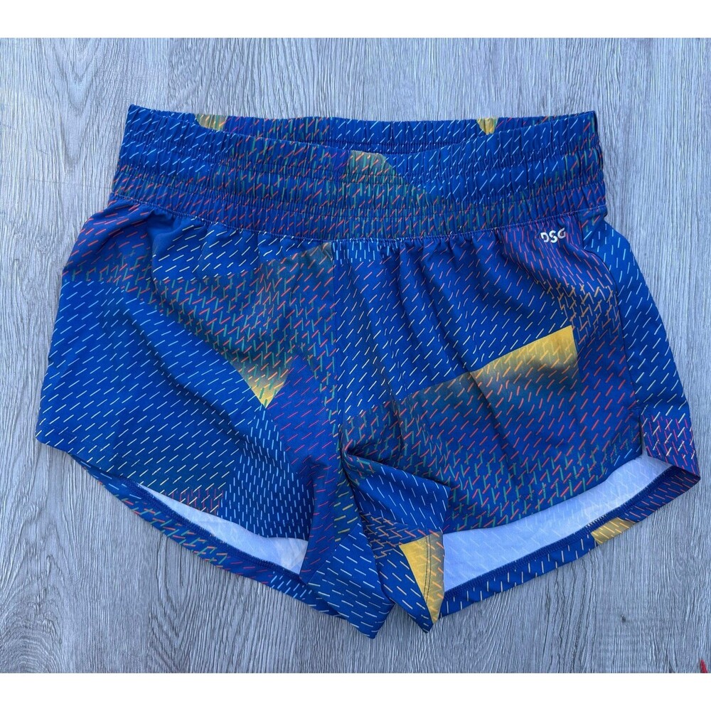 DSG Women's High Rise Stride Shorts size small